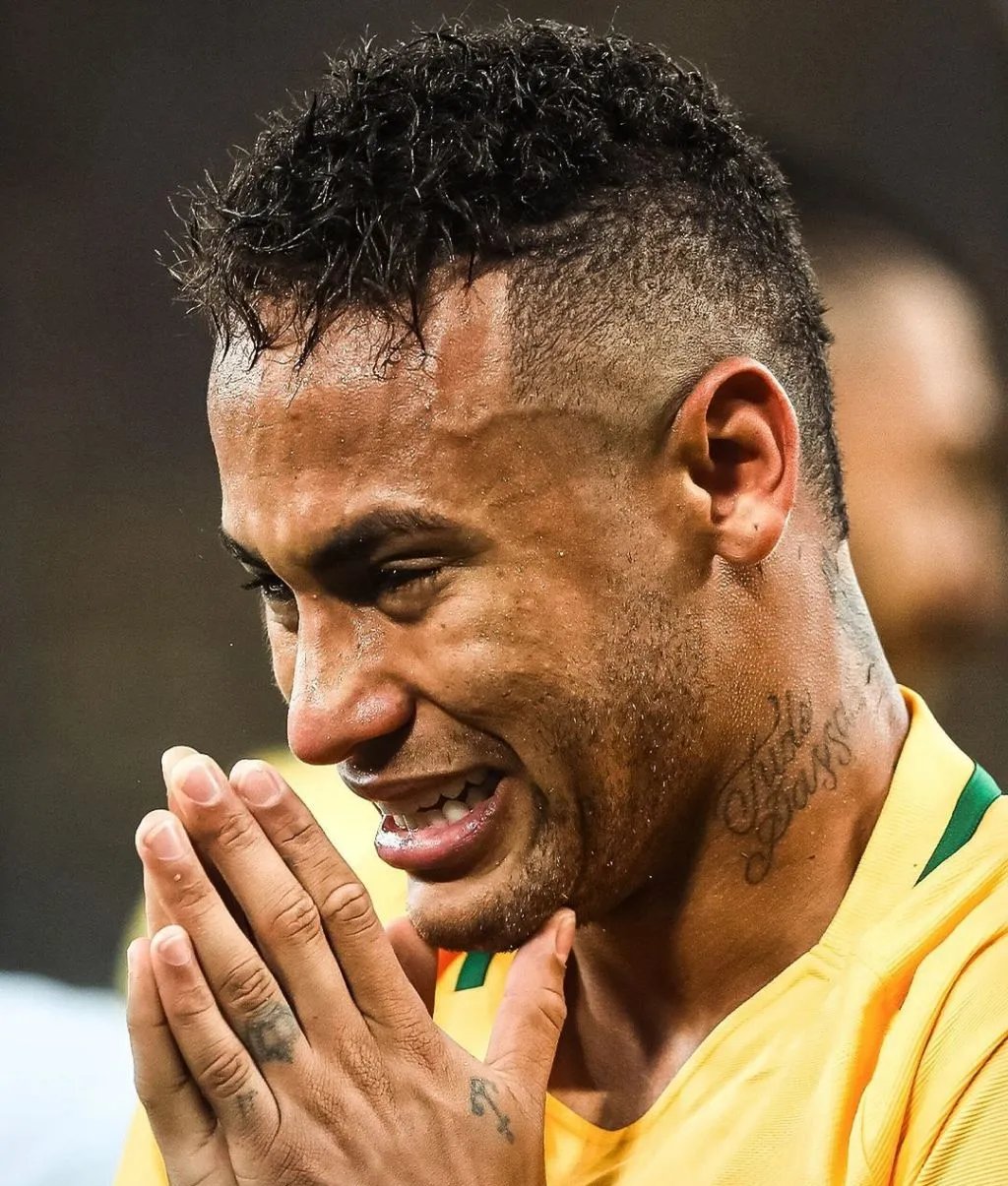 平博官网-关于内马尔回归赛场，挺进下一轮首场状态亮眼，湖人观众沸腾！的信息-平博官网