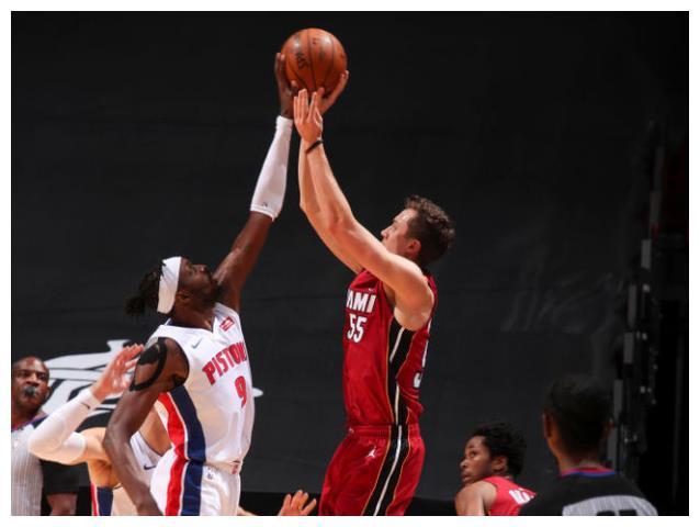 平博-Ming连续二十场比赛得分超过挺进下一轮，MAD挑战极限！的简单介绍-平博